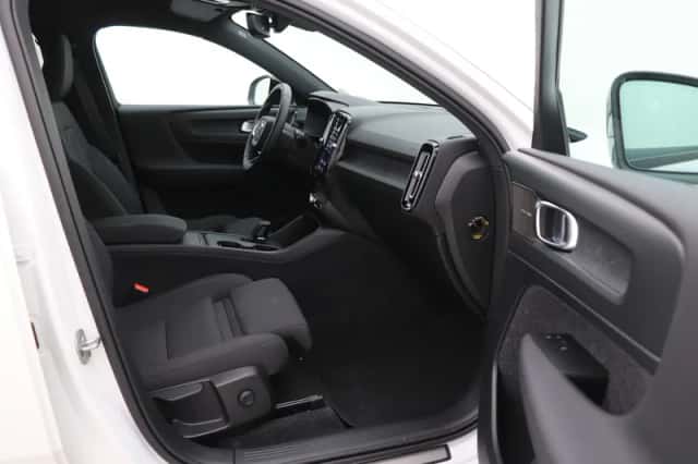 Volvo EX40 (2026) thumbnail 5