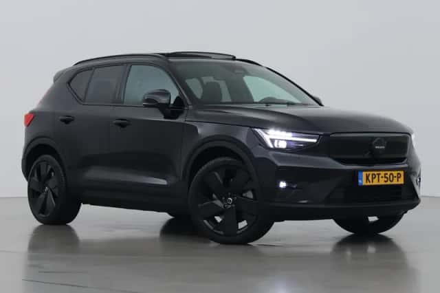 Volvo EX40 (2026) thumbnail 1