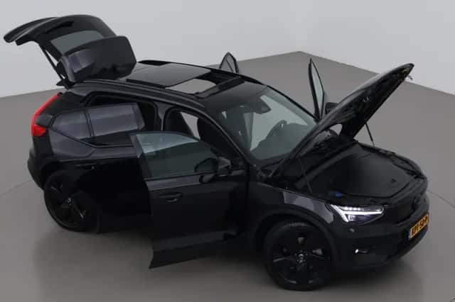 Volvo EX40 (2026) thumbnail 6