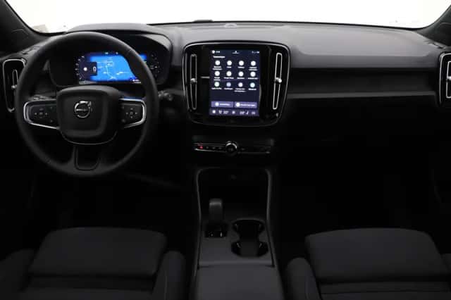 Volvo EX40 (2026) thumbnail 4