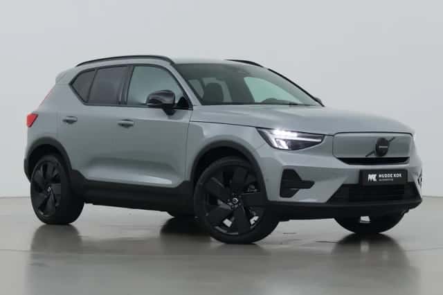 Volvo EX40 (2026) thumbnail 1