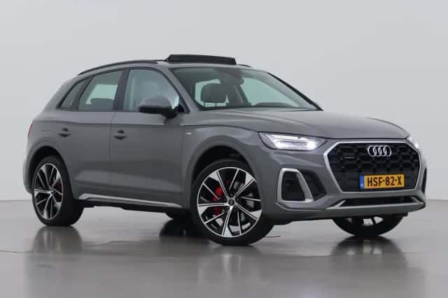 Audi Q5 (2022) thumbnail 1