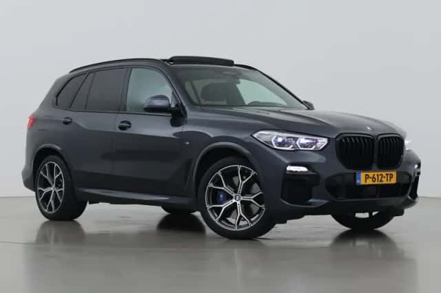BMW X5 (2021) thumbnail 1
