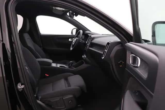Volvo EX40 (2026) thumbnail 5