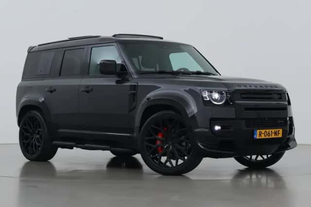Land Rover Defender (2022) thumbnail 1
