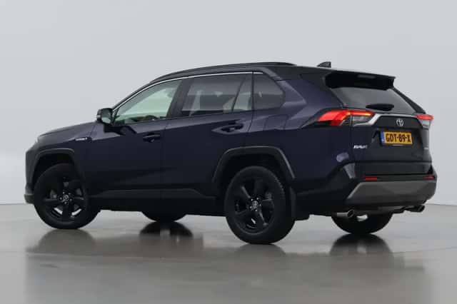 Toyota RAV4 (2019) thumbnail 2