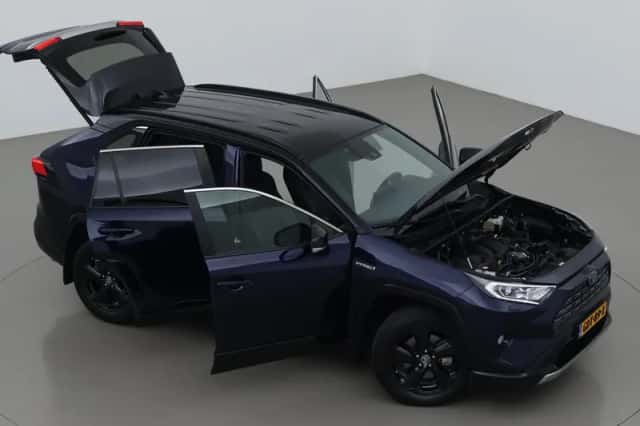 Toyota RAV4 (2019) thumbnail 6