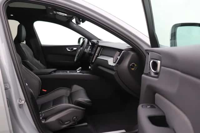 Volvo XC60 (2026) thumbnail 5