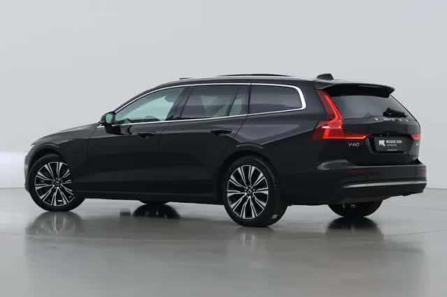 Volvo V60 (2025) thumbnail 2