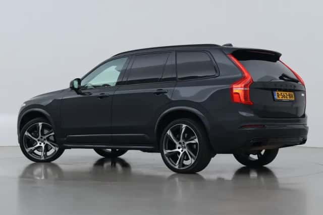 Volvo XC90 (2021) thumbnail 2