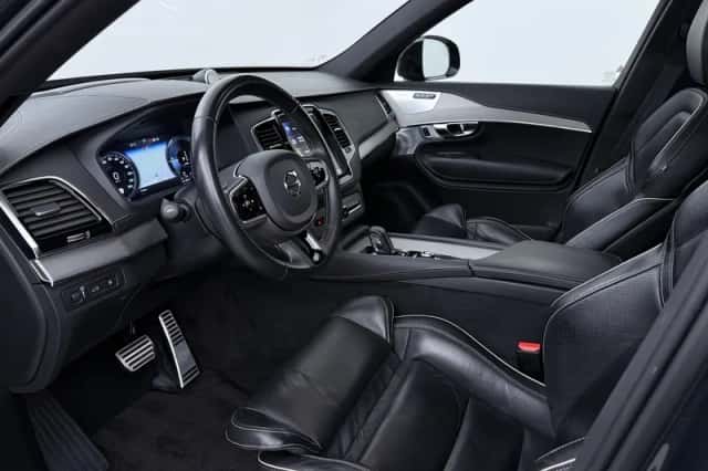 Volvo XC90 (2021) thumbnail 3