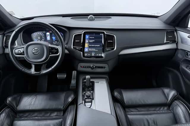 Volvo XC90 (2021) thumbnail 4