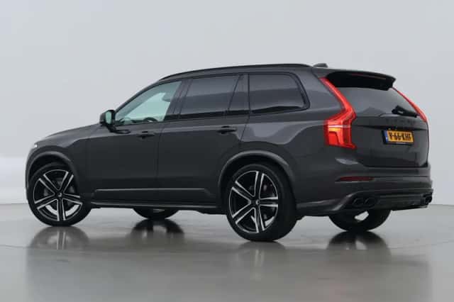 Volvo XC90 (2022) thumbnail 2