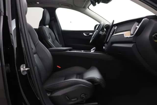 Volvo XC60 (2026) thumbnail 5