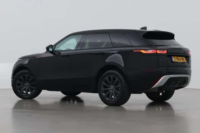 Land Rover Range Rover Velar (2022) thumbnail 2