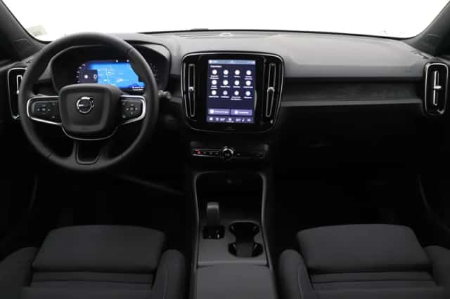 Volvo EX40 (2026) thumbnail 4