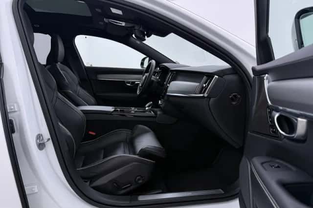 Volvo V90 (2024) thumbnail 5