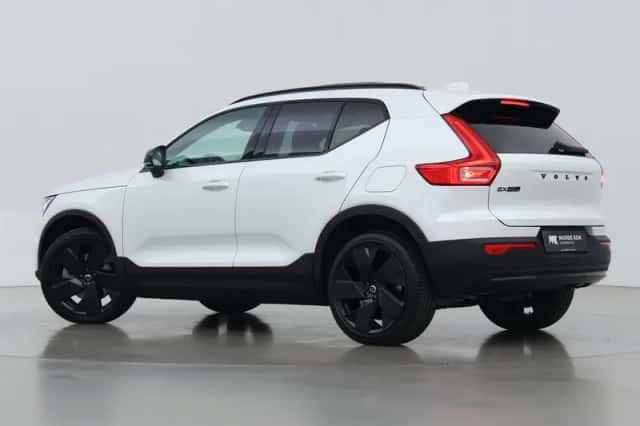 Volvo EX40 (2026) thumbnail 2