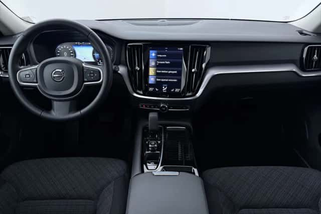 Volvo V60 (2022) thumbnail 4