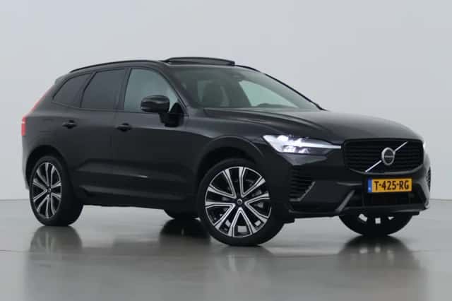 Volvo XC60 (2023) thumbnail 1