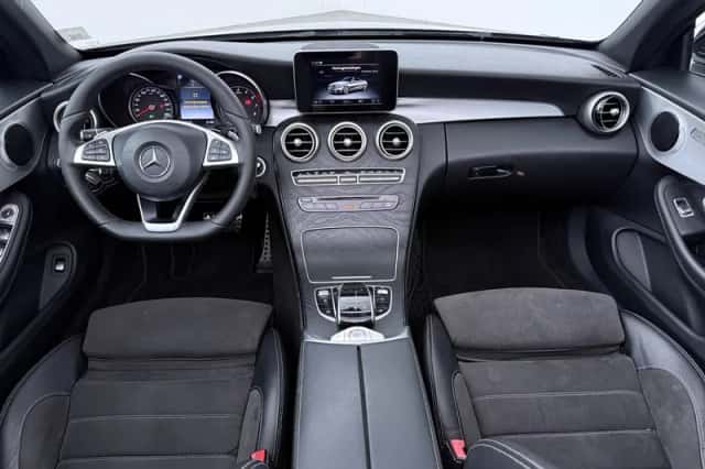 Mercedes-Benz C-Klasse (2016) thumbnail 4