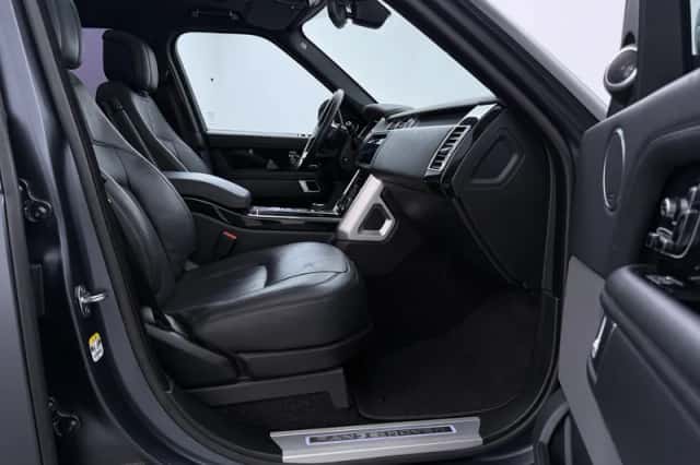 Land Rover Range Rover (2021) thumbnail 5