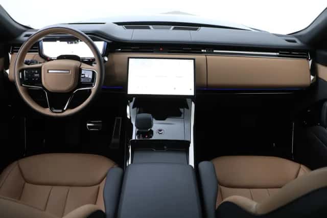 Land Rover Range Rover Sport (2026) thumbnail 4
