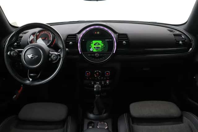 MINI Clubman (2018) thumbnail 4