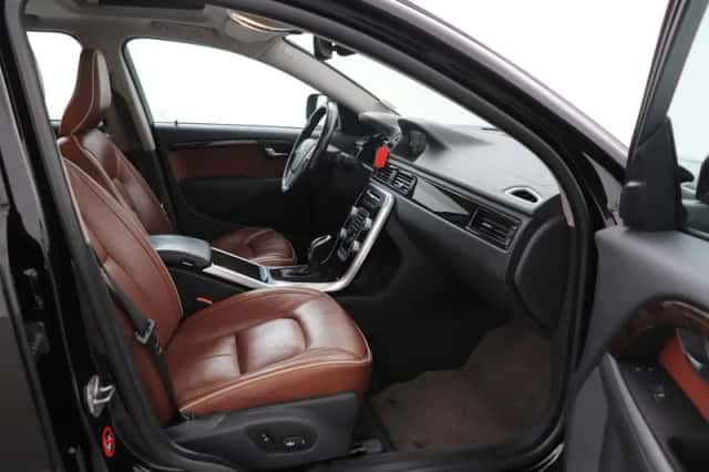 Volvo XC70 (2016) thumbnail 5