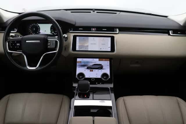 Land Rover Range Rover Velar (2022) thumbnail 4