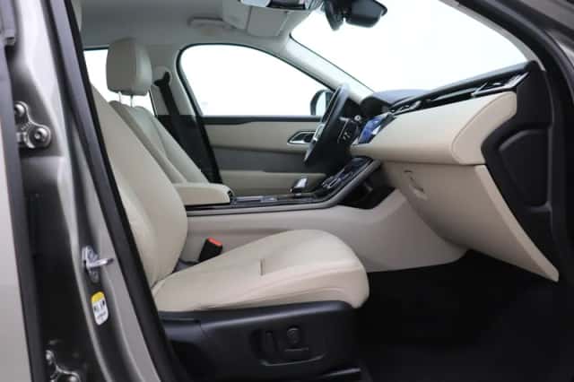 Land Rover Range Rover Velar (2022) thumbnail 5