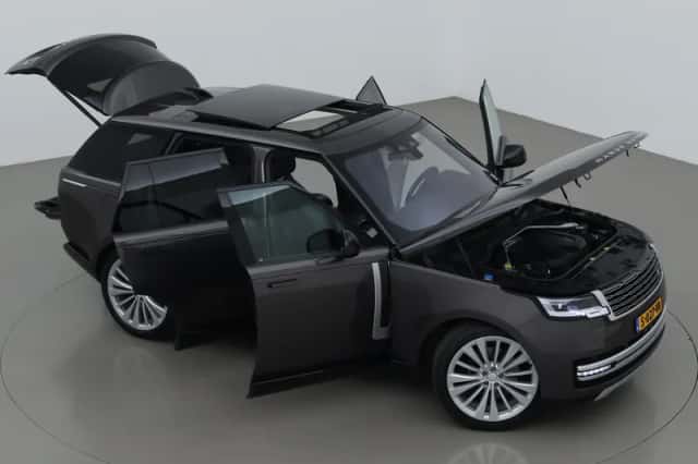 Land Rover Range Rover (2022) thumbnail 6