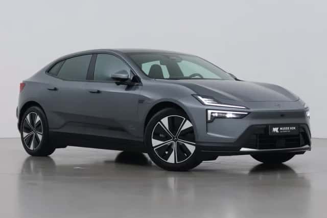 Polestar 4 (2025) thumbnail 1