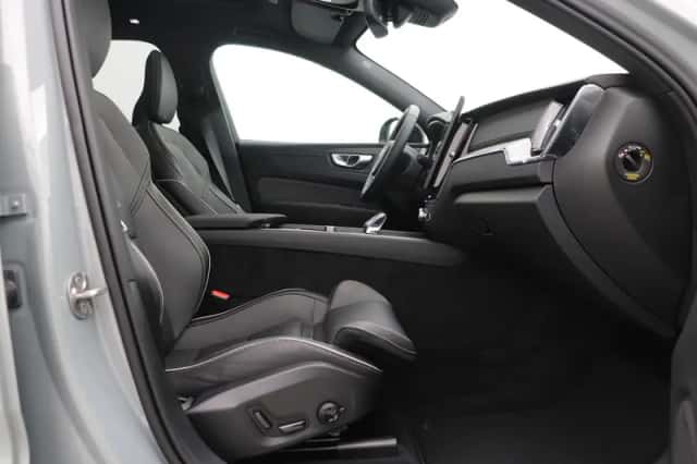 Volvo XC60 (2026) thumbnail 5