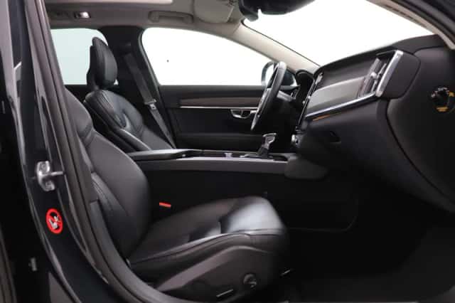 Volvo V90 (2017) thumbnail 5