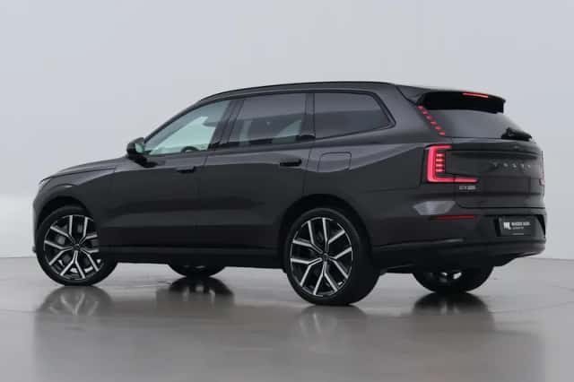 Volvo EX90 (2026) thumbnail 2