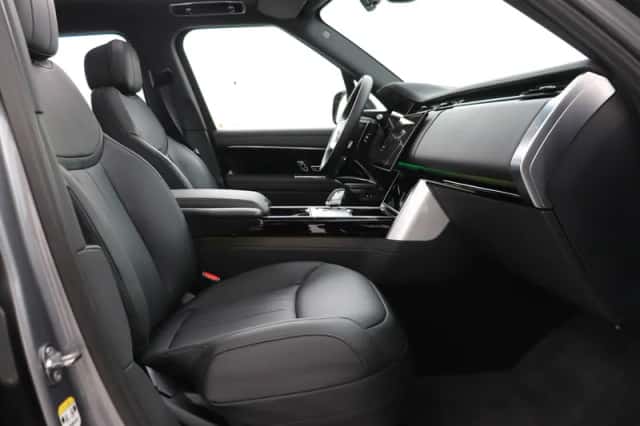 Land Rover Range Rover (2024) thumbnail 5