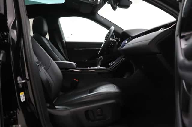 Land Rover Range Rover Evoque (2023) thumbnail 5