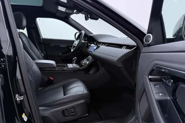 Land Rover Range Rover Evoque (2023) thumbnail 5