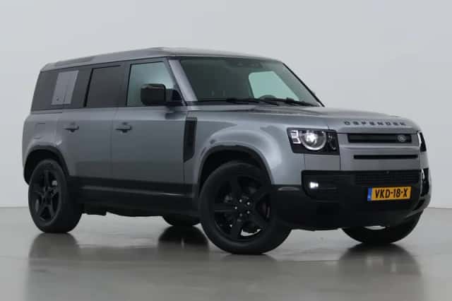 Land Rover Defender (2020) thumbnail 1