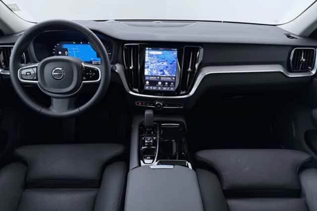 Volvo V60 (2025) thumbnail 4