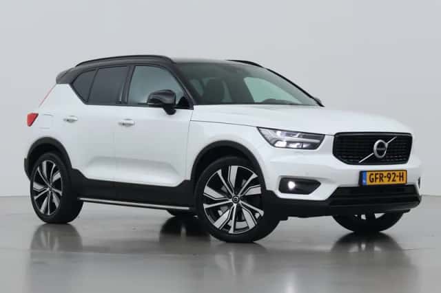 Volvo XC40 (2021) thumbnail 1