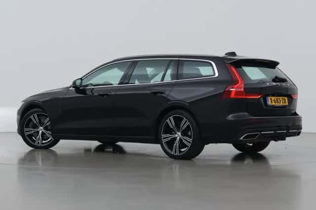 Volvo V60 (2020) thumbnail 2