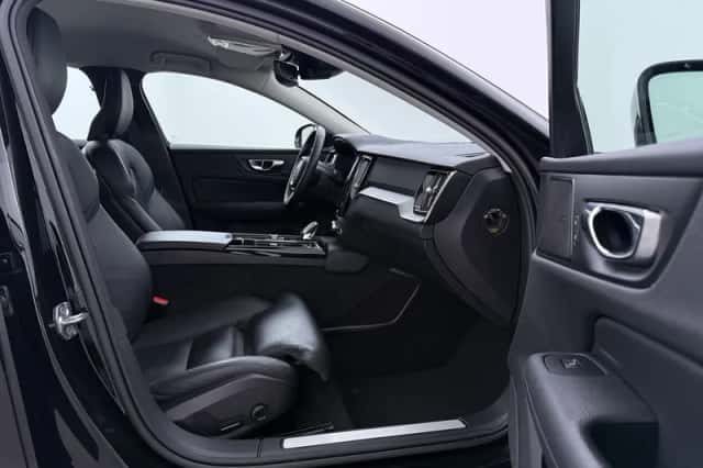 Volvo V60 (2020) thumbnail 5