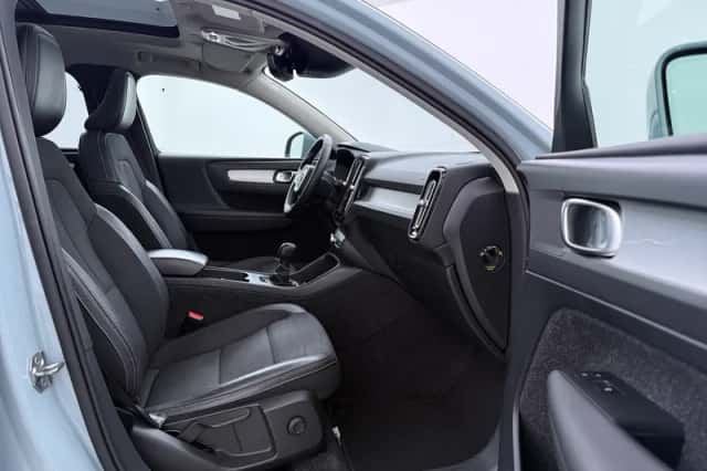 Volvo XC40 (2019) thumbnail 5
