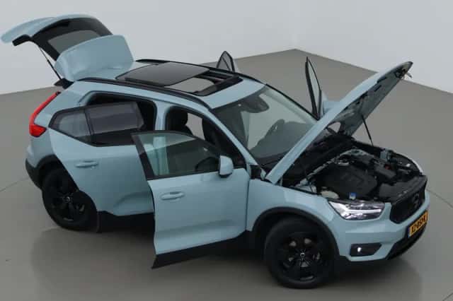 Volvo XC40 (2019) thumbnail 6