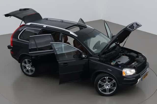 Volvo XC90 (2012) thumbnail 6