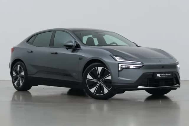 Polestar 4 (2024) thumbnail 1