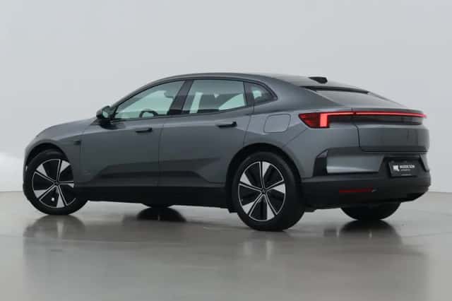 Polestar 4 (2024) thumbnail 2