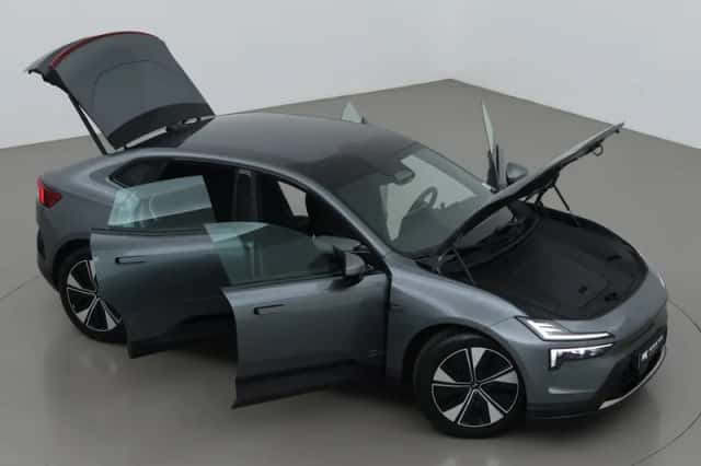 Polestar 4 (2024) thumbnail 6